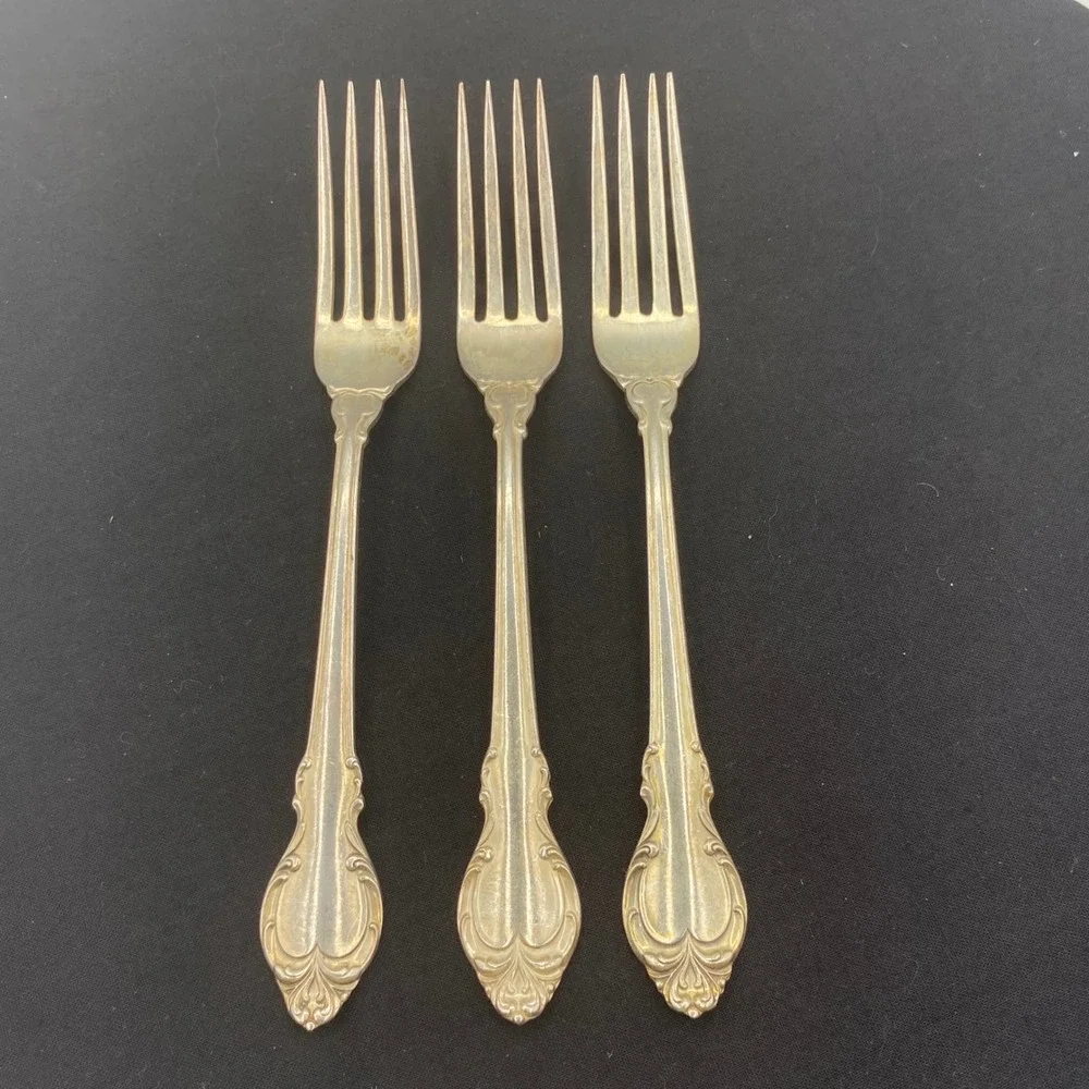 Holmes & Edwards IS 7.5in Dinner Forks 3pc Heart Silver Fashion Silverplate 1954